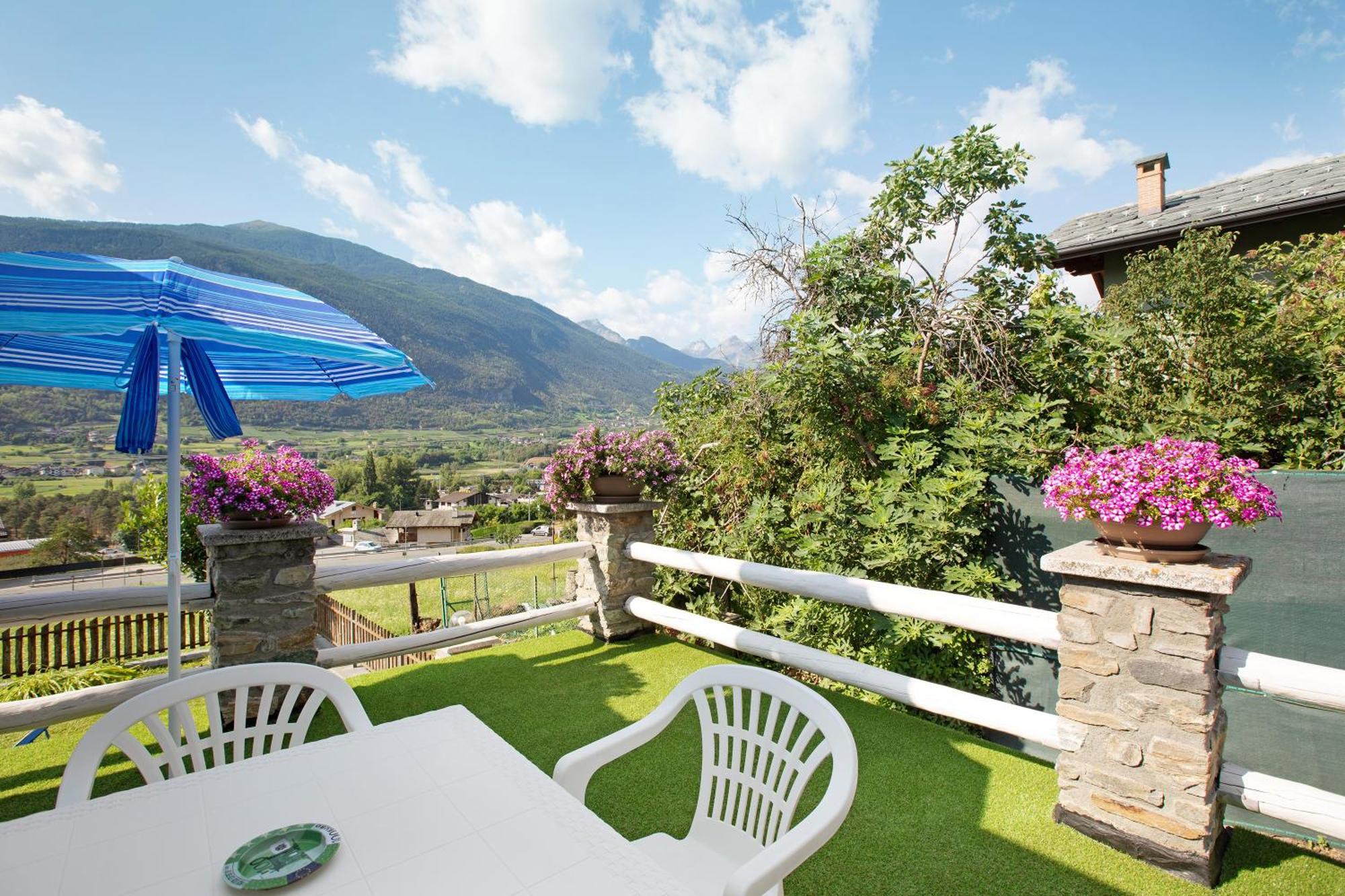 Apartment Casa Sabrina - Bianco Aosta